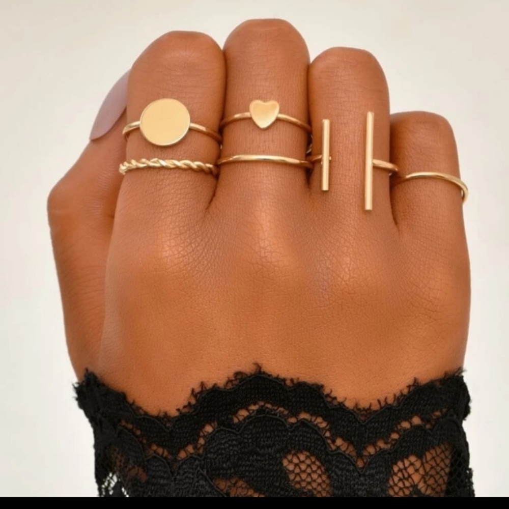 6 Piece Goldtone Trendy Ring Set